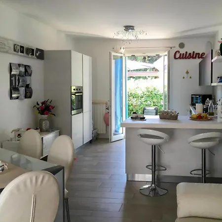 Mare - Carraro Immobiliare Apartmán *